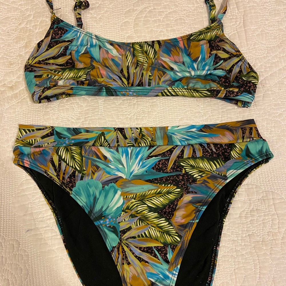 out from under safari print scoop top & bottom